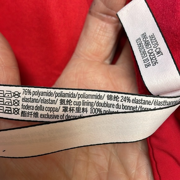 Victoria’s Secret t padded bra - Picture 5 of 7